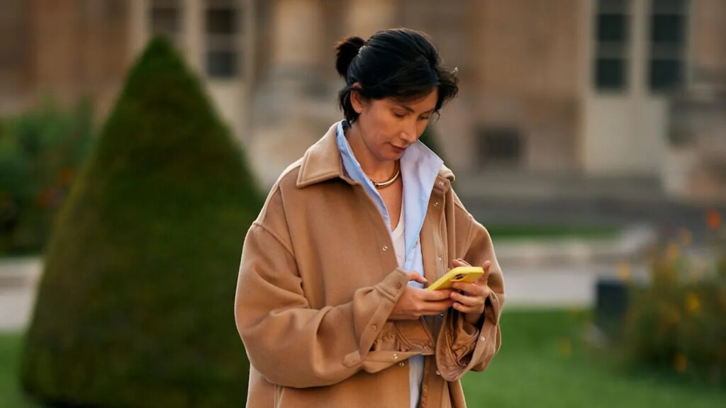 30 Best Leather Sneakers for Women in 2025