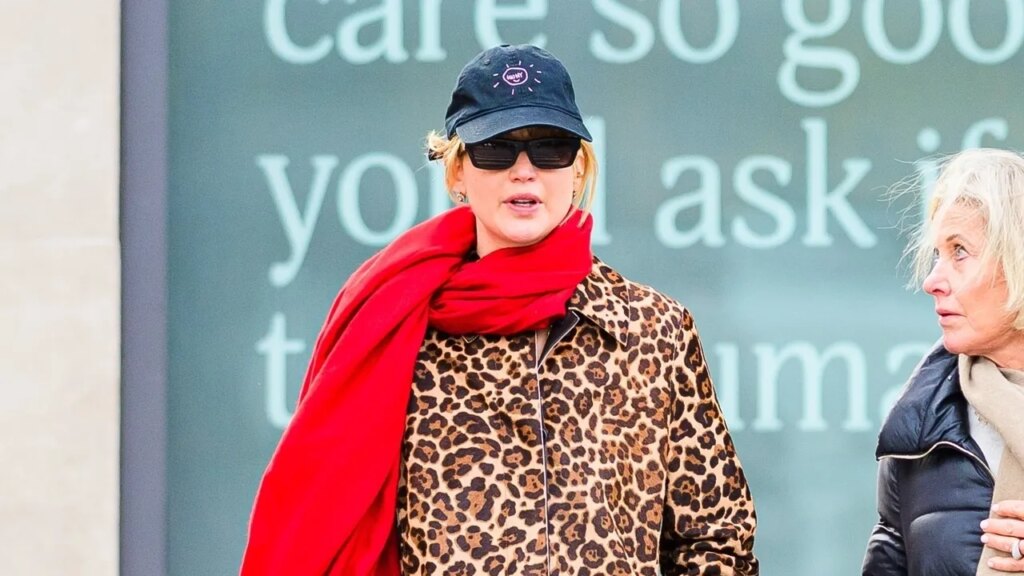 Jennifer Lawrence Combines Two of Her Favorite Fall Trends