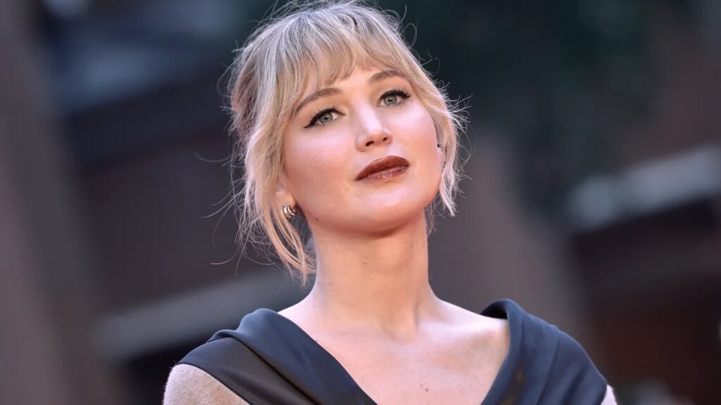 Jennifer Lawrence Says She Hasn’t Gotten a Facelift — Yet