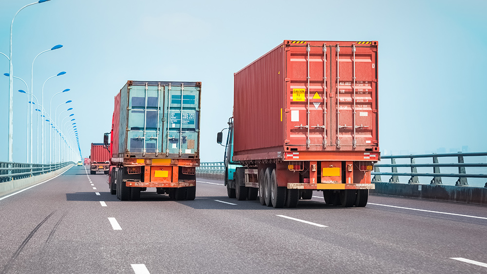 Trump announces new 25% TARIFF on medium- and heavy-duty trucks – NaturalNews.com Trump announces new 25% TARIFF on medium- and heavy-duty trucks – NaturalNews.com