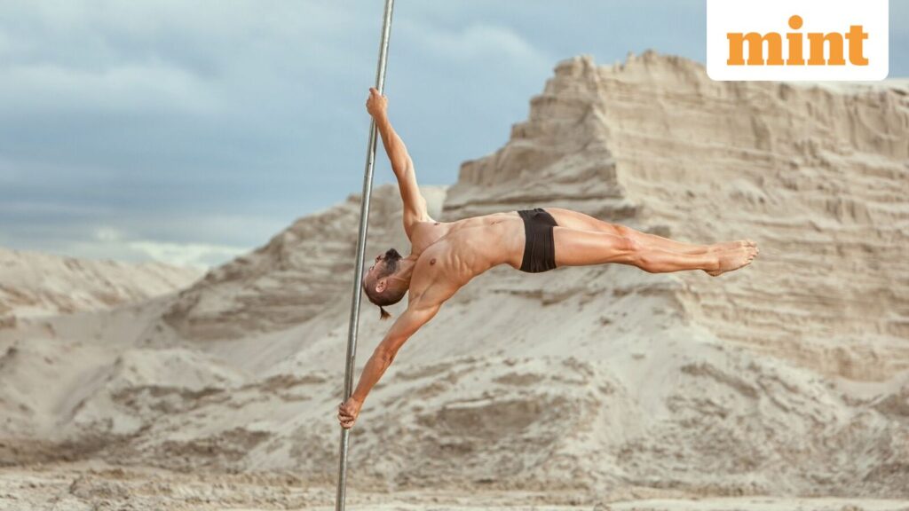 Gain core and arm strength by mastering the ‘Human Flag’, one of the most advanced calisthenic moves