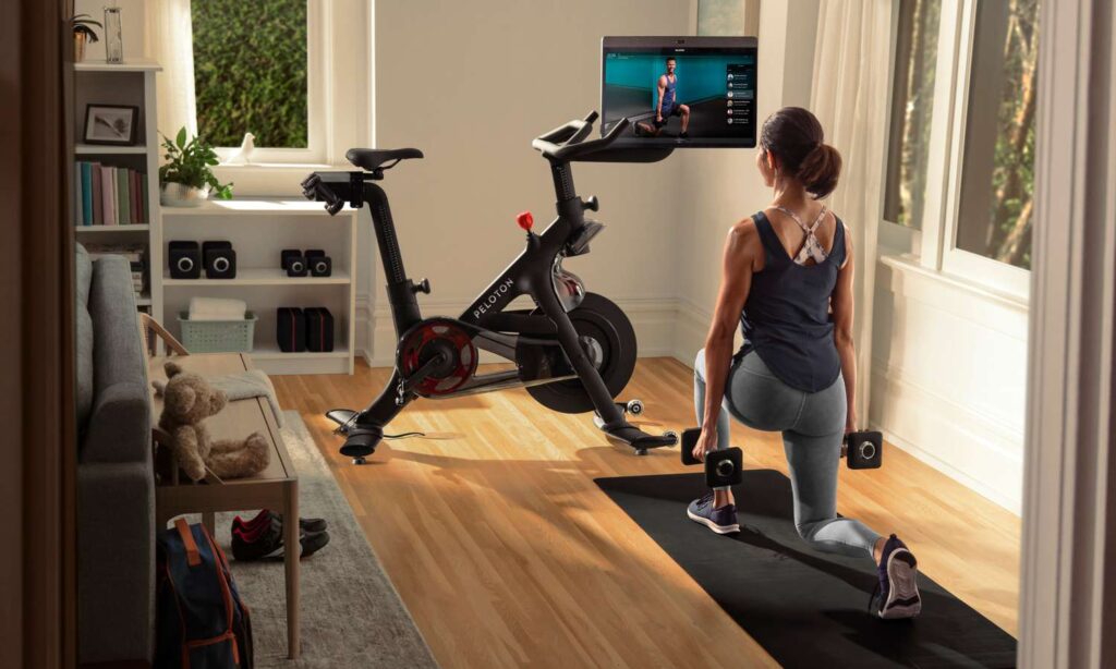Peloton vs. SoulCycle Bike Comparison